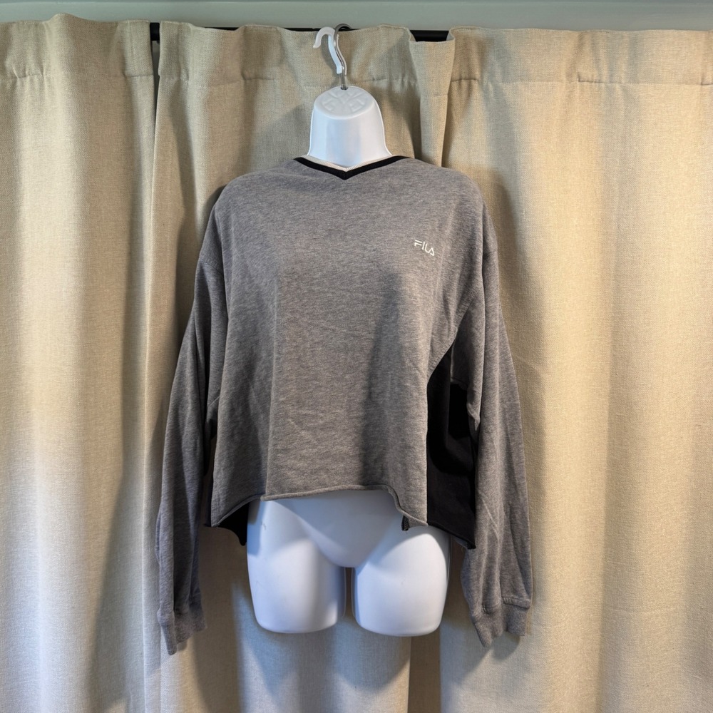 Fila V Neck Long Sleeve Cropped Sweatshirt Gray Black Trim Athleisure